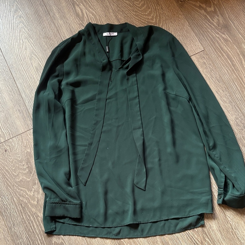 Acevog Forest Green Blouse